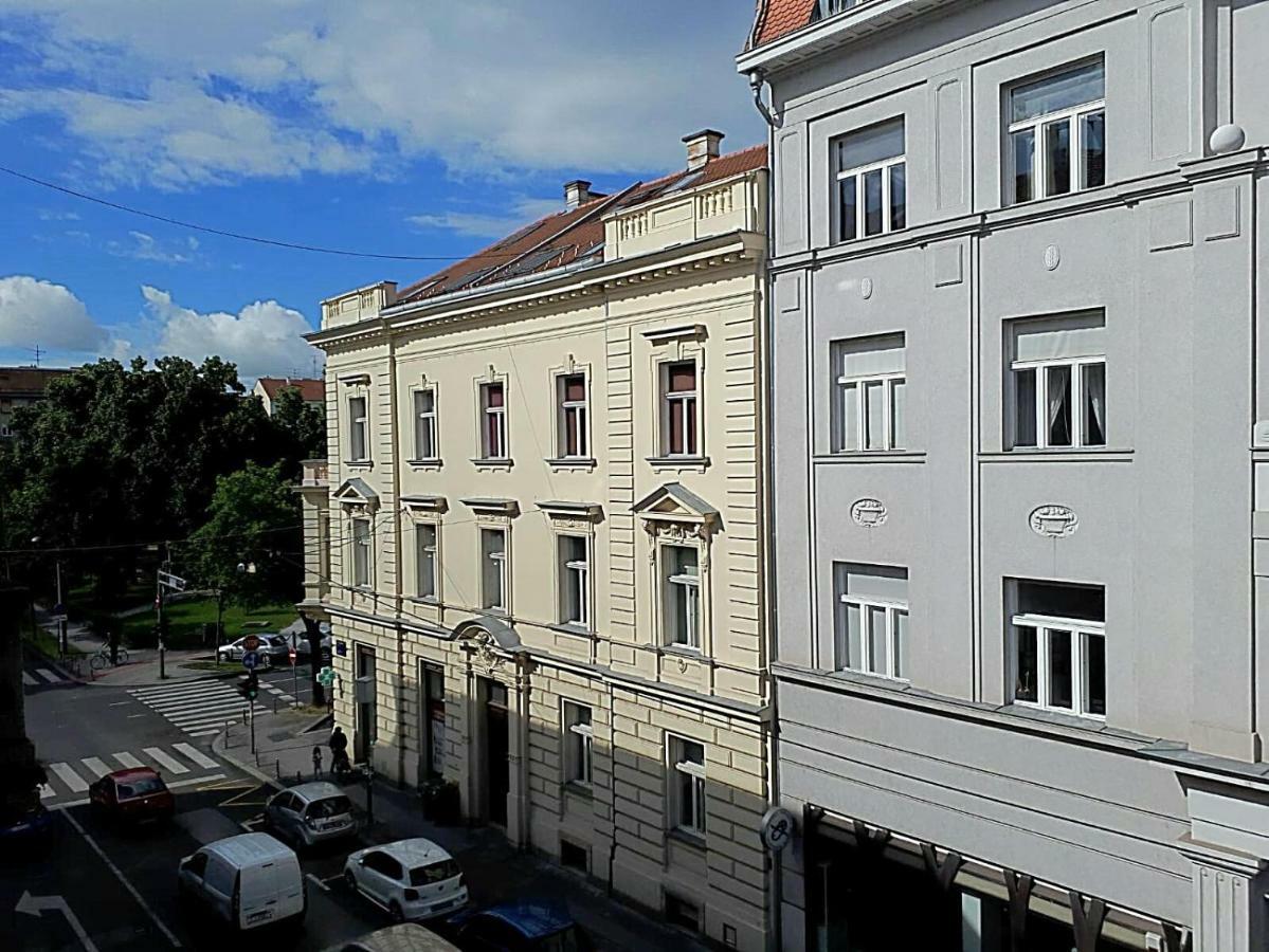 Agape Apartments Zagreb Extérieur photo